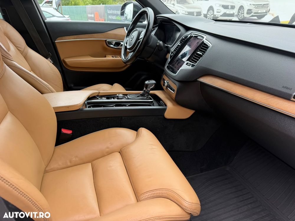 Volvo XC 90 D5 AWD Inscription - 17