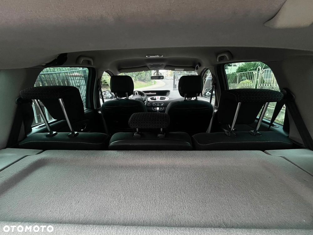 Renault Scenic 2.0 16V Privilege CVT - 10