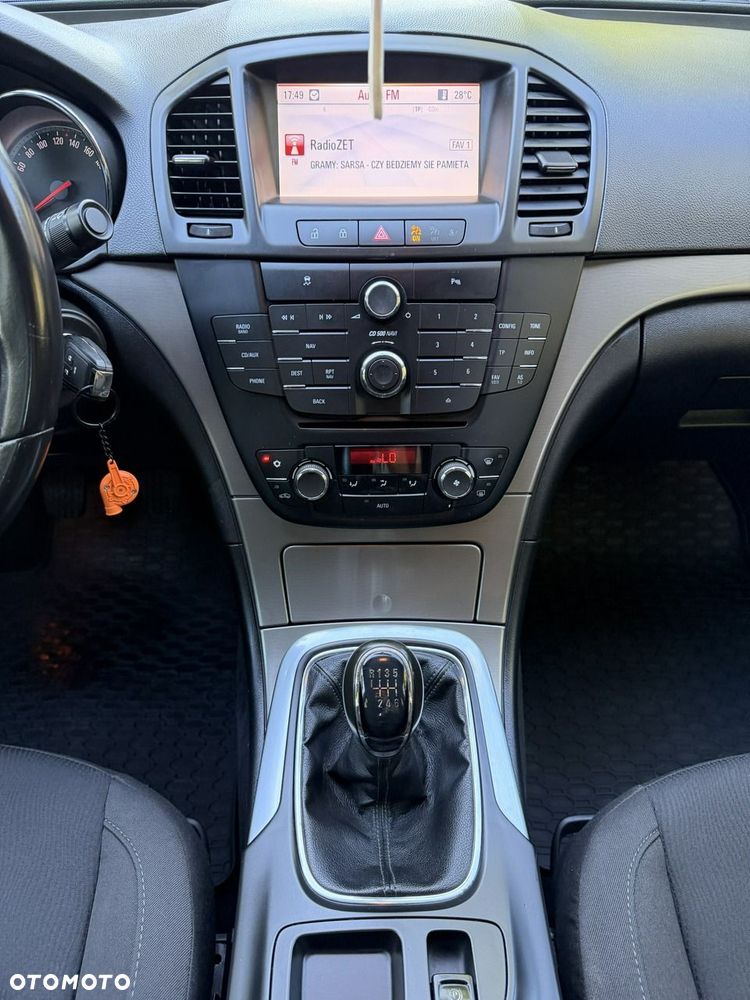 Opel Insignia - 35