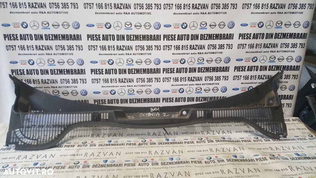 Grila Stergatoare Skoda Octavia 2 Livram Oriunde In Tara - 1