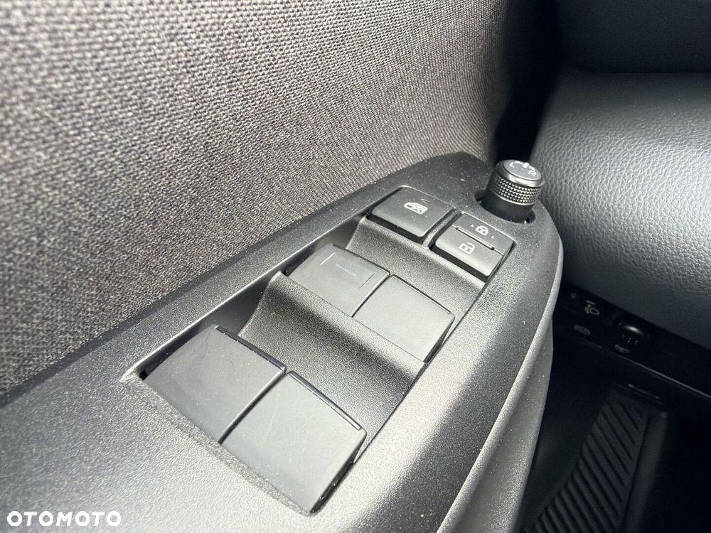 Toyota Yaris Hybrid 1.5 Style - 28