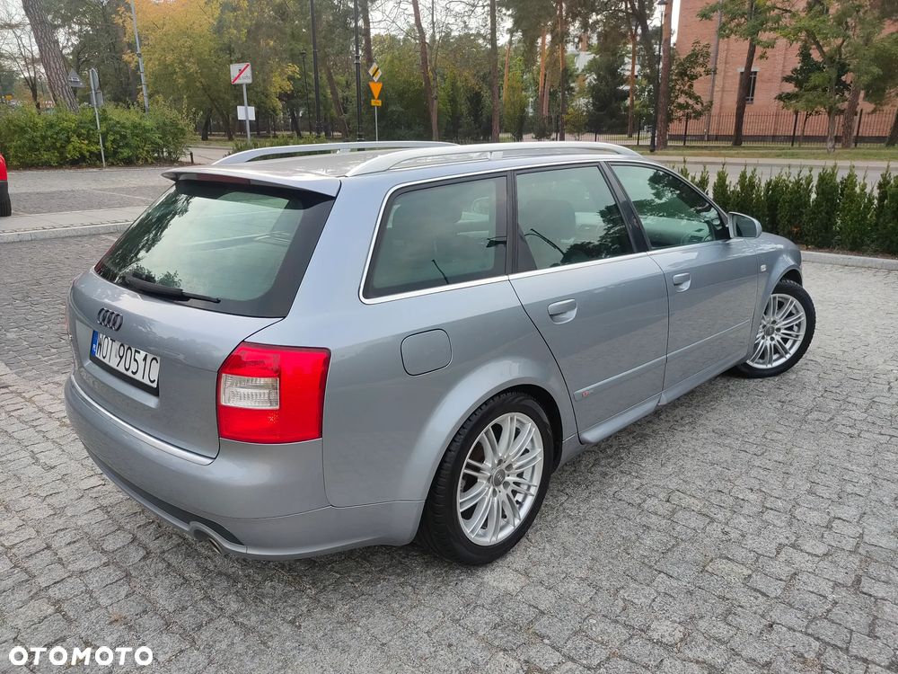 Audi A4 Avant 2.4 - 13