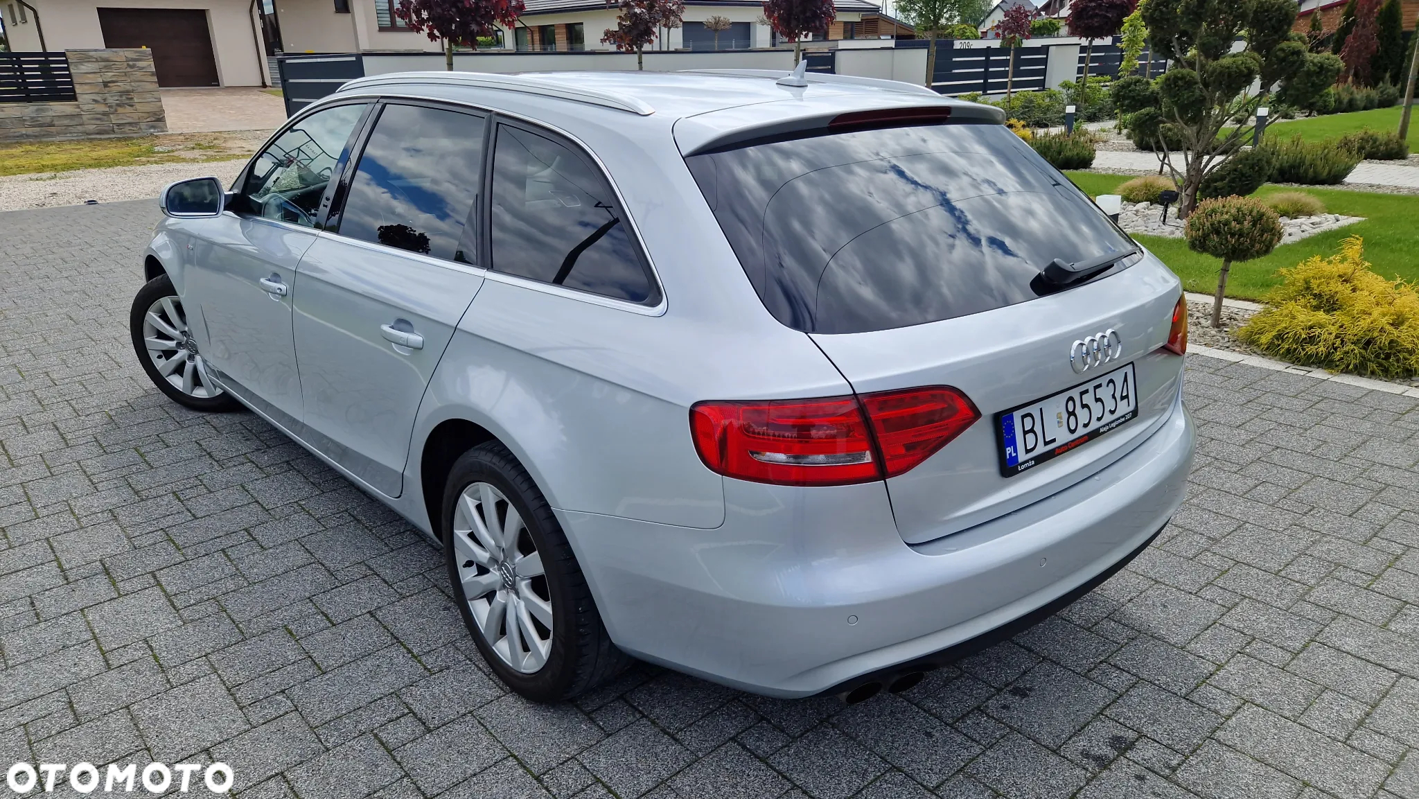 Audi A4 Avant 2.0 TDI DPF multitronic Attraction - 4