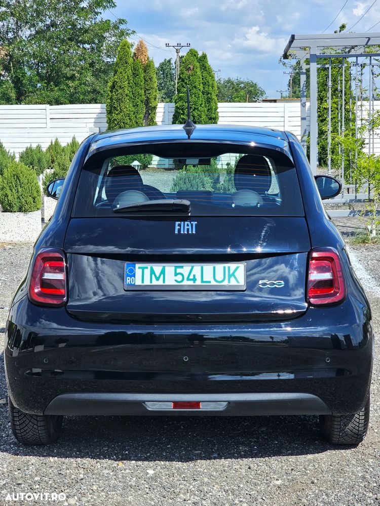 Fiat 500E Action - 15