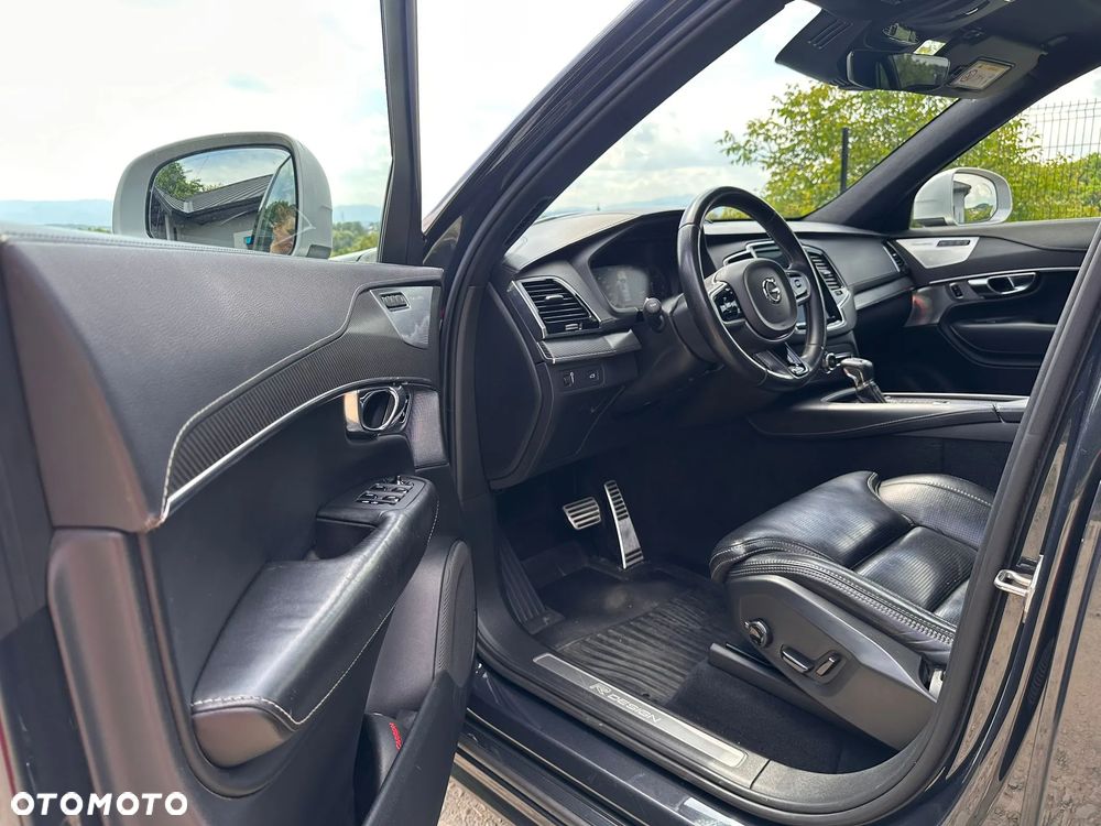 Volvo XC 90 D5 SCR AWD R-Design 7os - 12