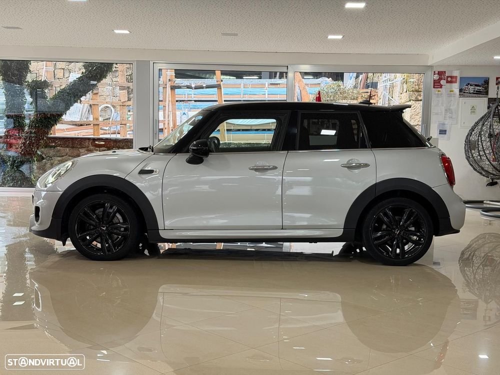 MINI 5 Portas Cooper D - 15