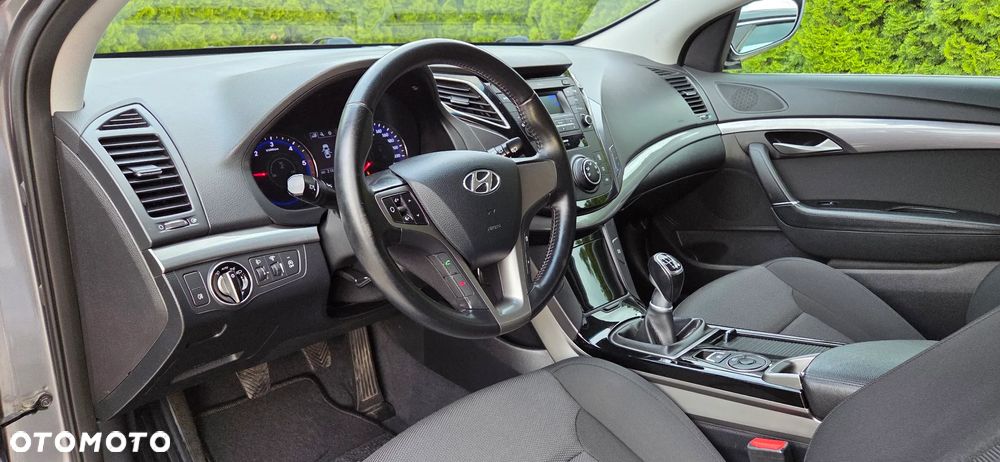 Hyundai i40 - 16