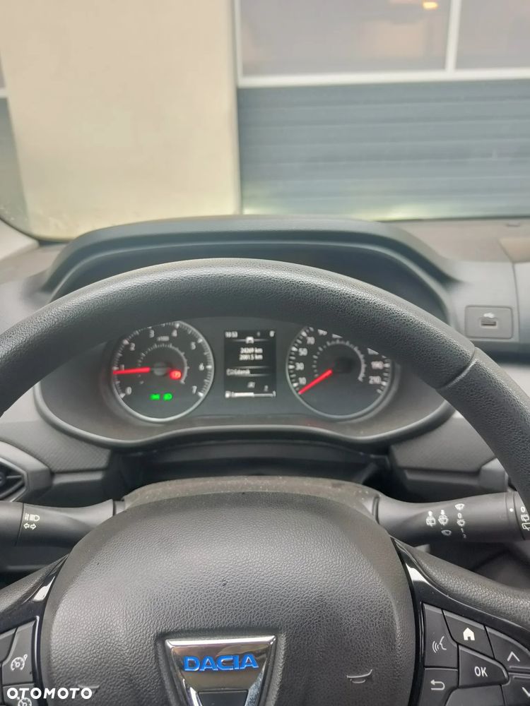 Dacia Sandero - 3