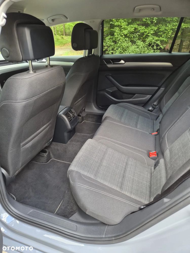 Volkswagen Passat 2.0 TSI Business DSG - 21
