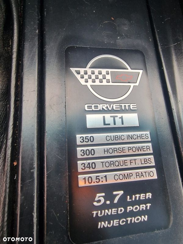 Chevrolet Corvette - 3