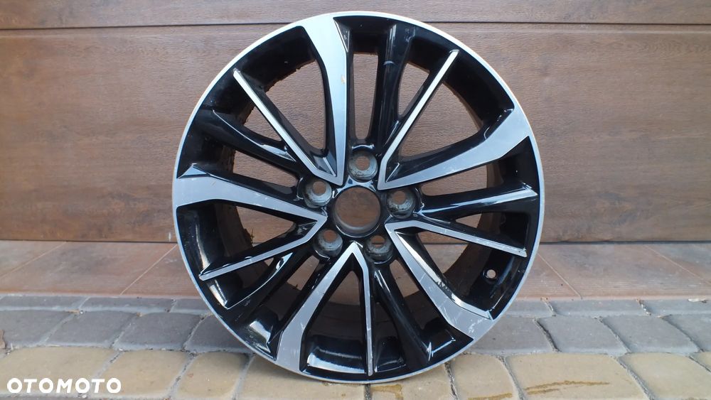 Felga aluminiowa 17 x7 Toyota Avensis - 1