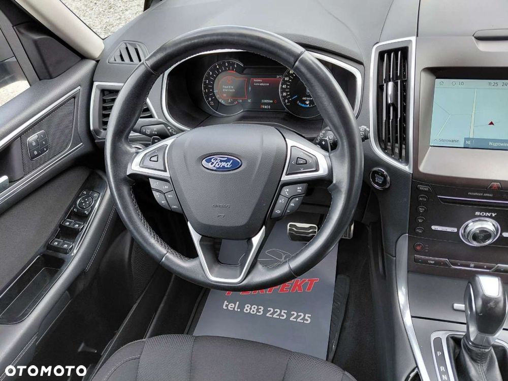 Ford S-Max - 22