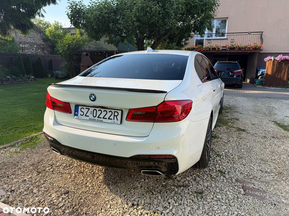 BMW Seria 5 520d xDrive - 10