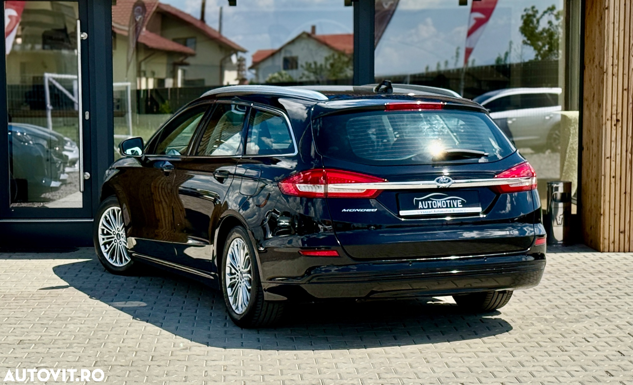 Ford Mondeo 2.0 TDCi Powershift Titanium - 4