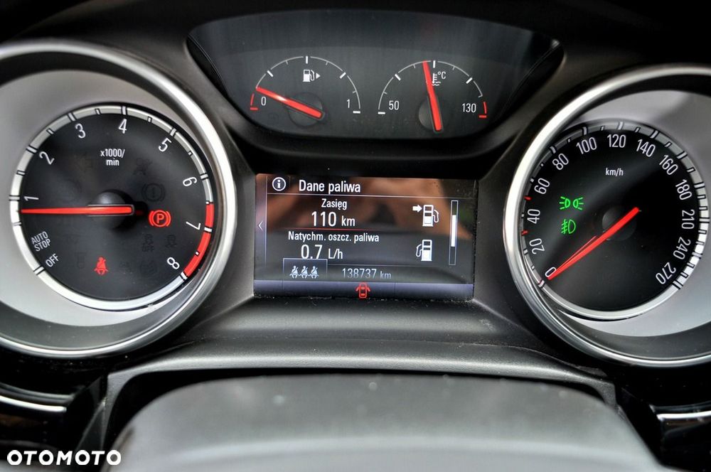 Opel Astra 1.4 T Dynamic S&S - 20