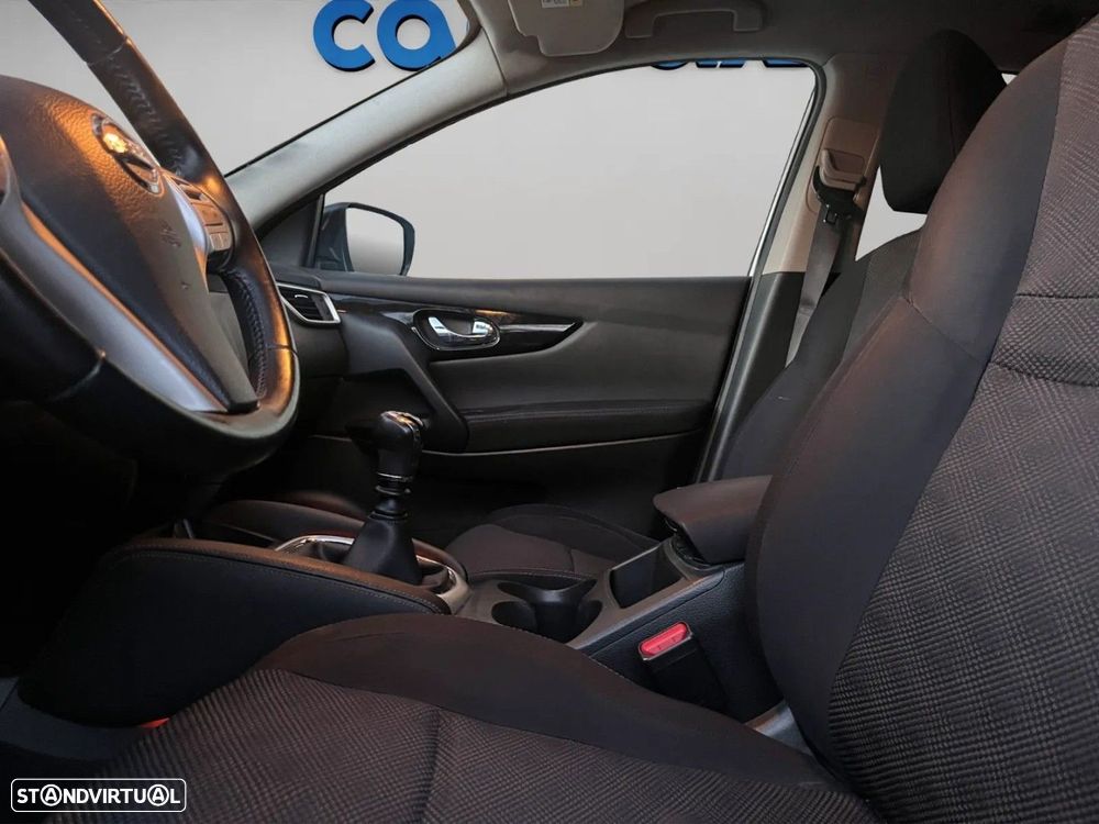 Nissan Qashqai 1.5 dCi ECO Acenta+N.Connect - 6