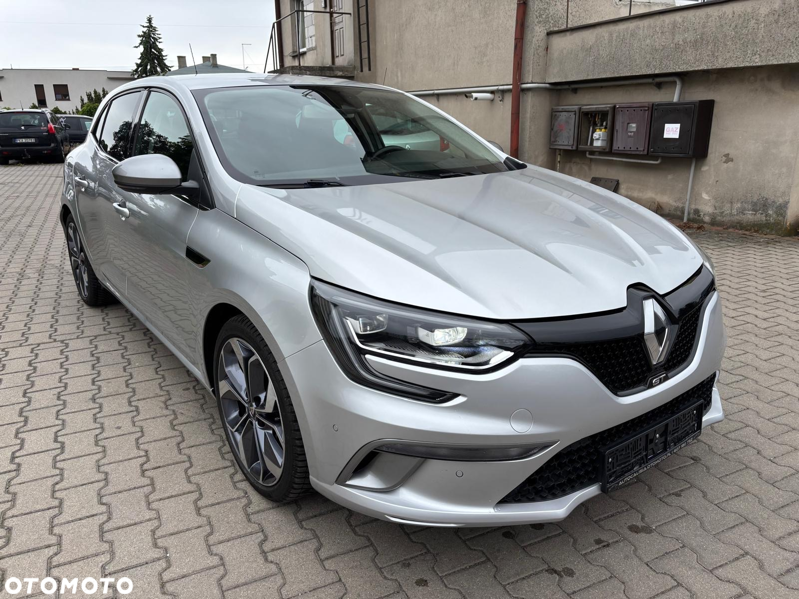 Renault Megane 1.6 TCe GT EDC - 9