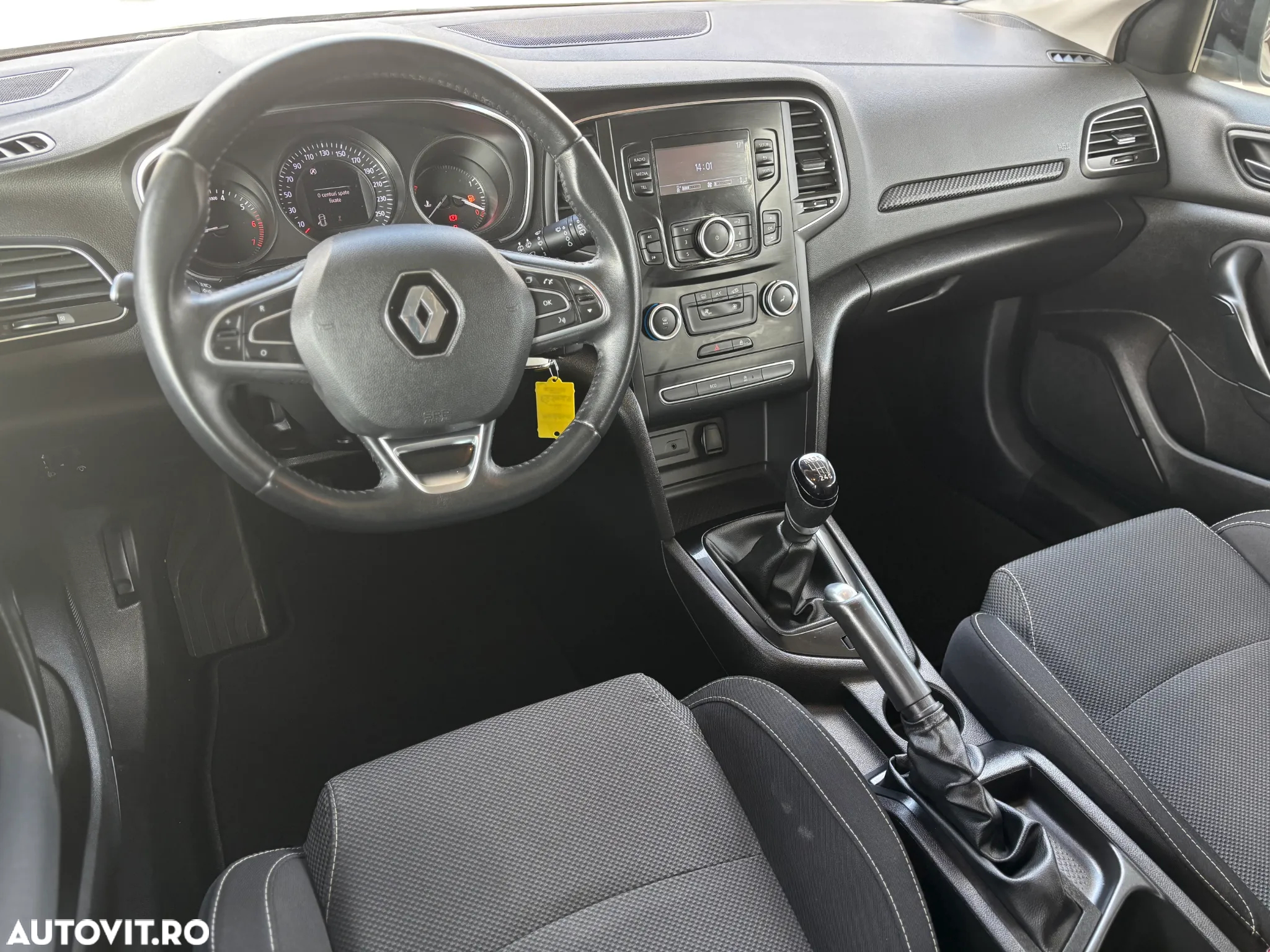 Renault Megane TCe 115 GPF LIFE - 12