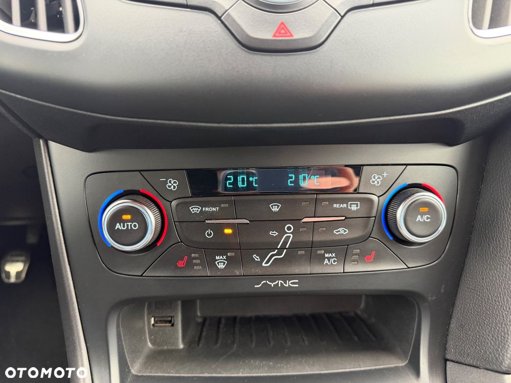 Ford Focus 1.0 EcoBoost ST-Line - 29