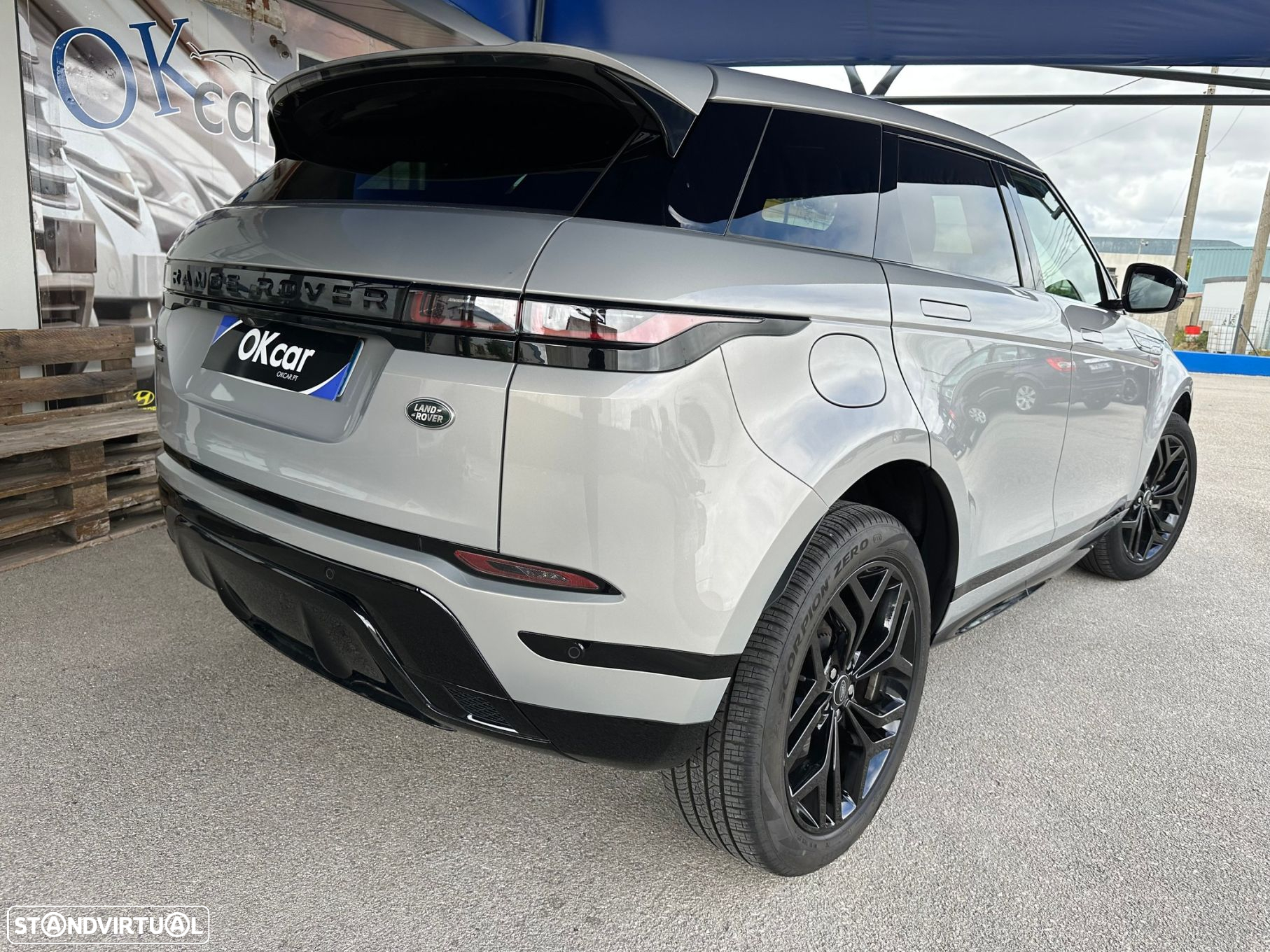 Land Rover Range Rover Evoque 1.5 P300e AWD R-Dynamic S Auto - 11