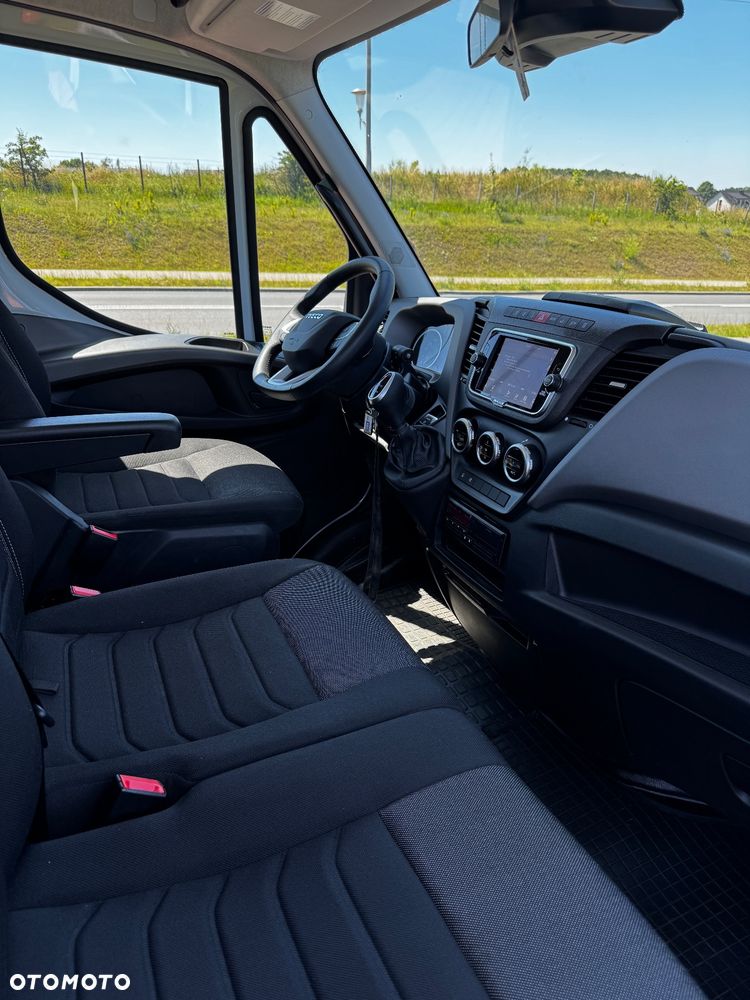 Iveco DAILY - 7