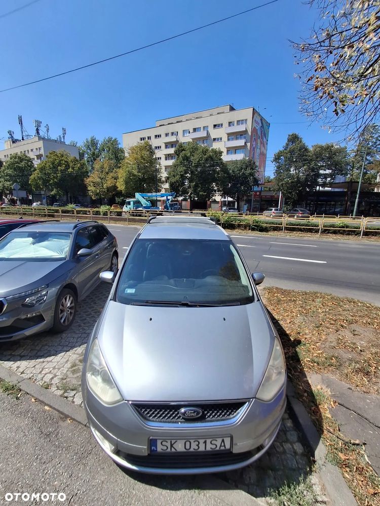 Ford Galaxy 2.0 TDCi Ghia - 4