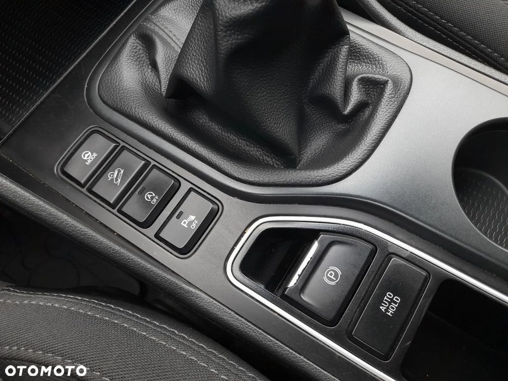 Hyundai Tucson 1.6 GDI BlueDrive Comfort 2WD - 26