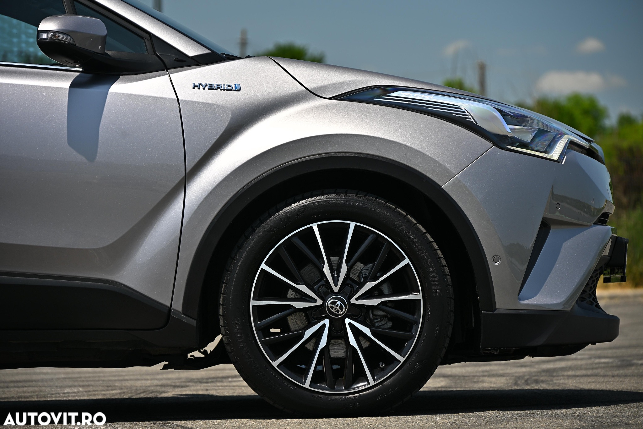 Toyota C-HR Hybrid Style Selection - 36
