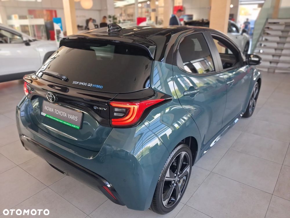 Toyota Yaris Hybrid 1.5 Executive - 6