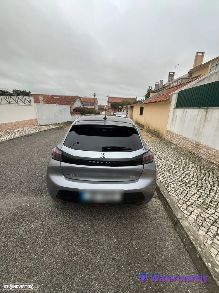 Peugeot e-208 GT Pack - 9