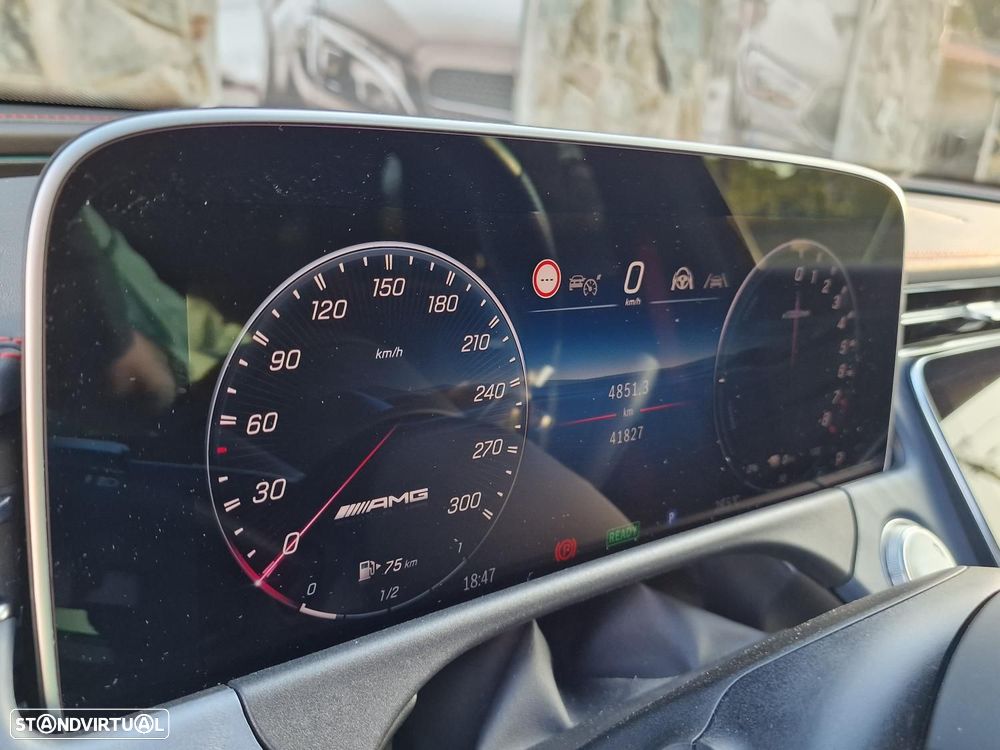 Mercedes-Benz E 53 AMG Hybrid 4Matic+ - 44