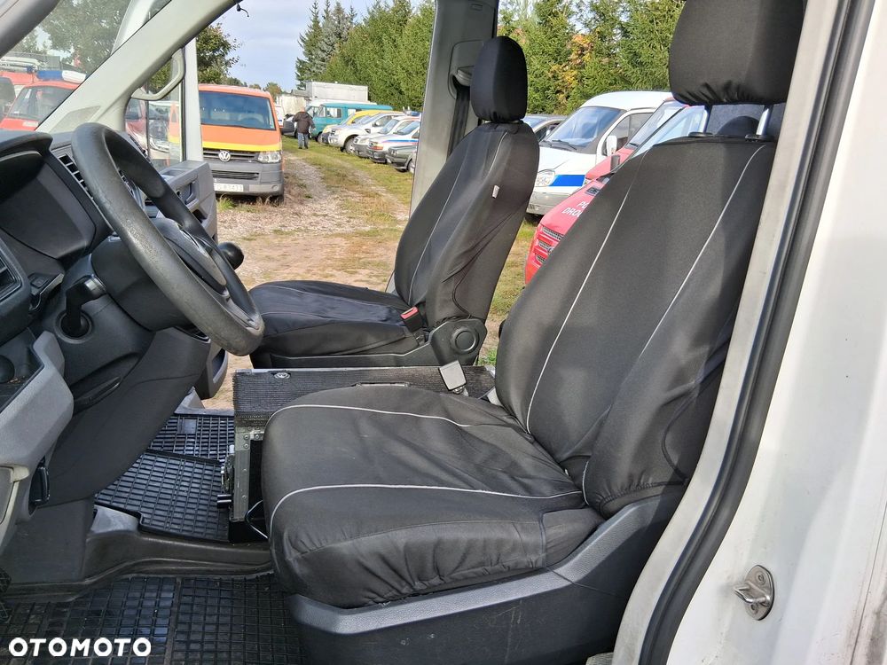 Volkswagen Crafter - 13