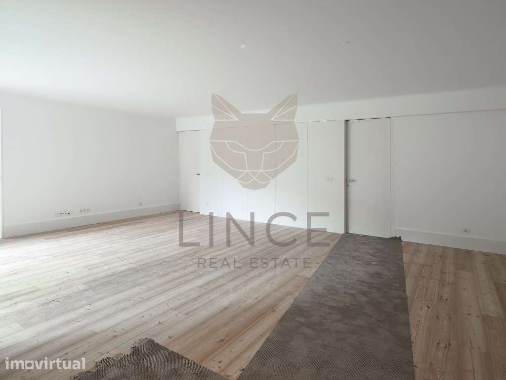 Apartamento T3 em prédio emblemático no centro da cidade, Porto - Grande imagem: 5/28
