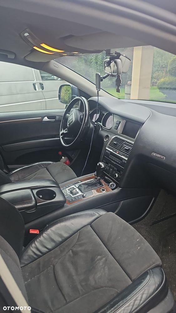Audi Q7 - 4