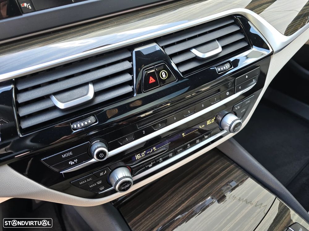 BMW 520 d Pack M Auto - 26