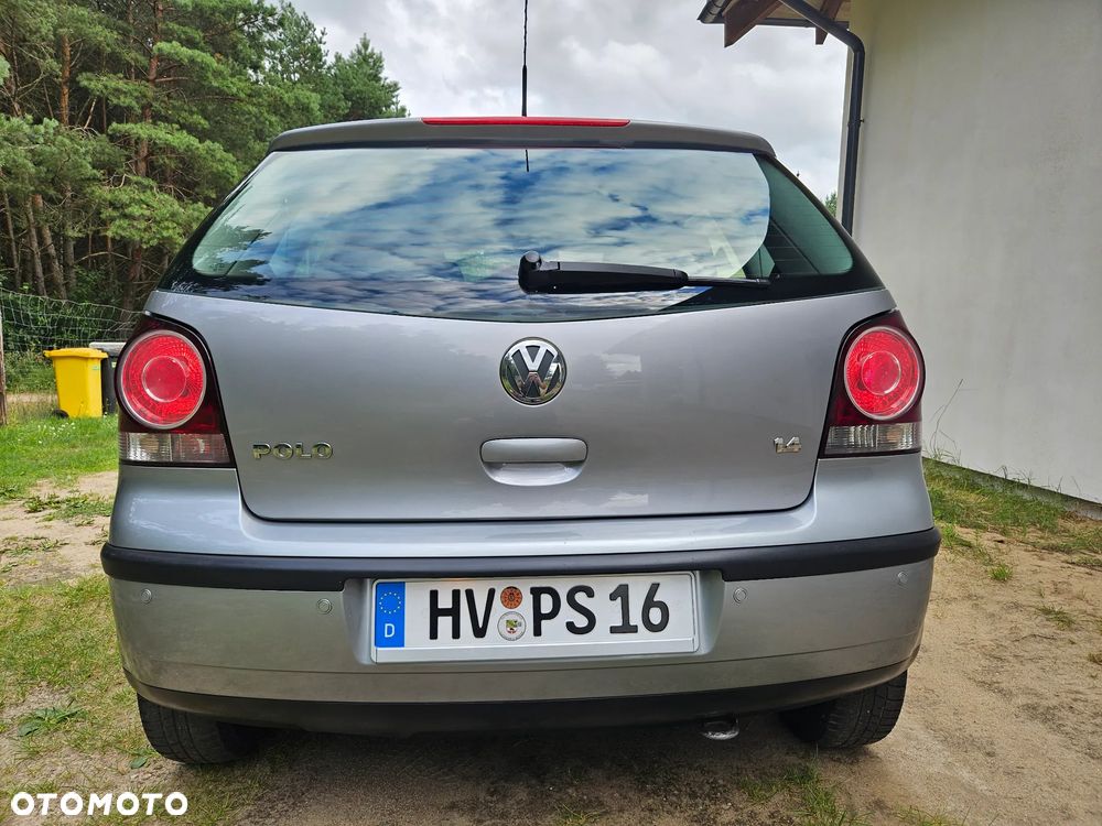 Volkswagen Polo 1.4 Tour - 19