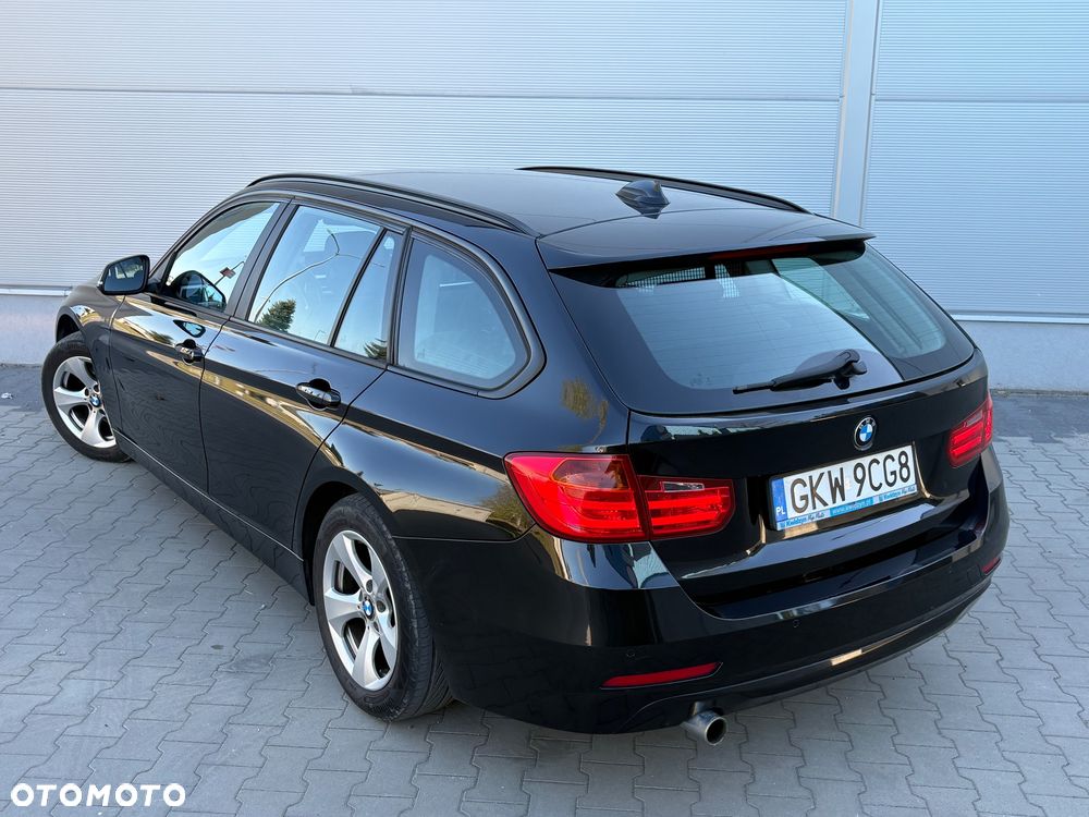 BMW Seria 3 320d Efficient Dynamics Edition Blue Perf Sport Line - 3