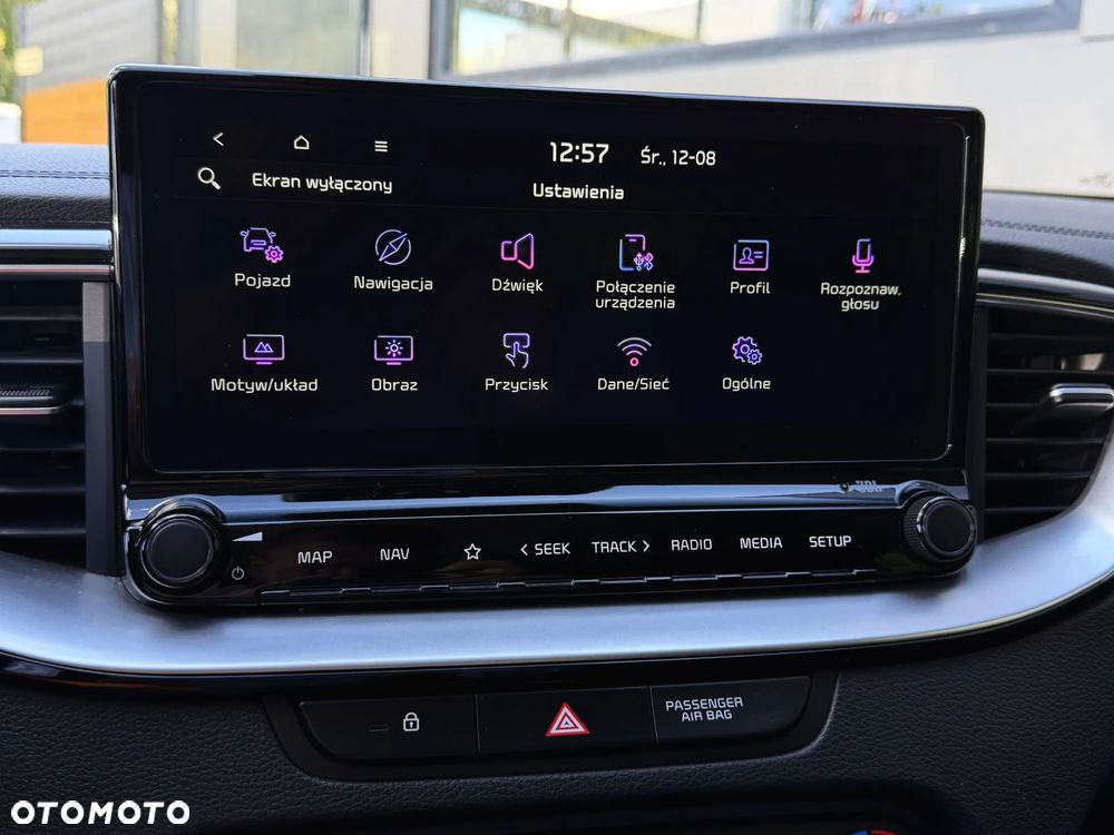 Kia XCeed 1.4 T-GDI L Business Line - 36