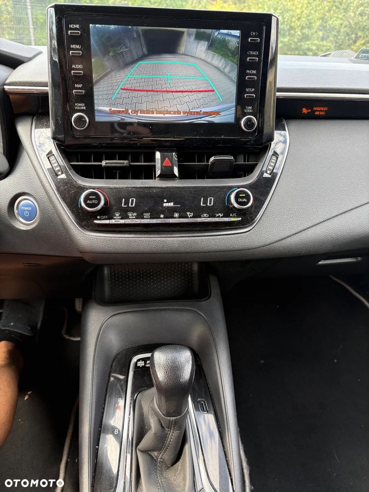 Toyota Corolla 1.8 Hybrid Active - 2