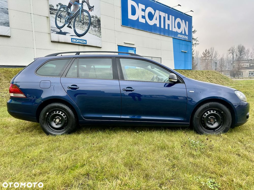 Volkswagen Golf 1.6 TDI Comfortline DSG - 25
