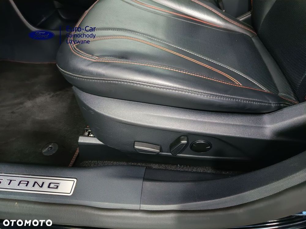 Ford Mustang Mach-E 98kWh AWD Premium - 26