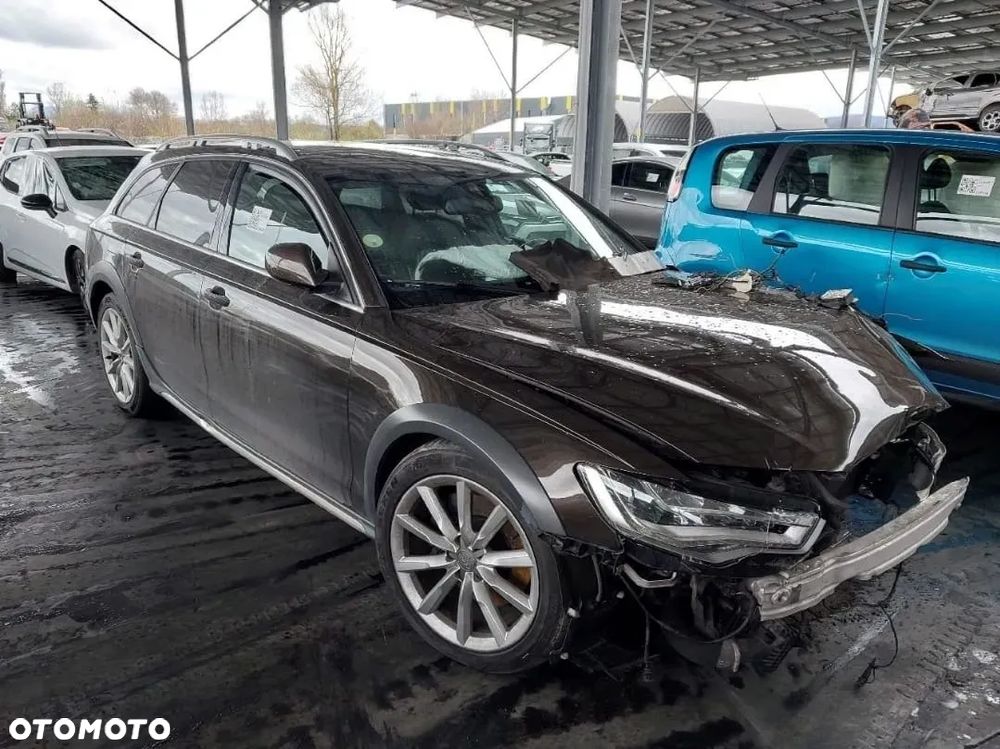 Audi A6 Allroad 3.0 TDI Quattro S tronic - 5