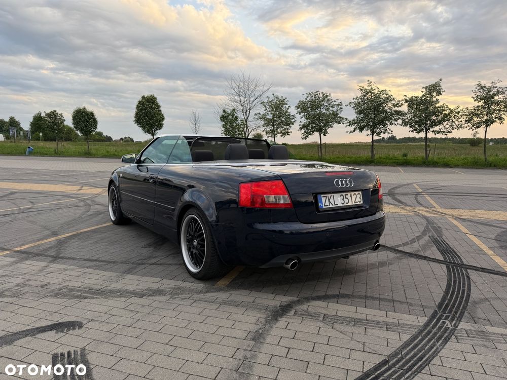 Audi A4 Cabrio 3 - 4