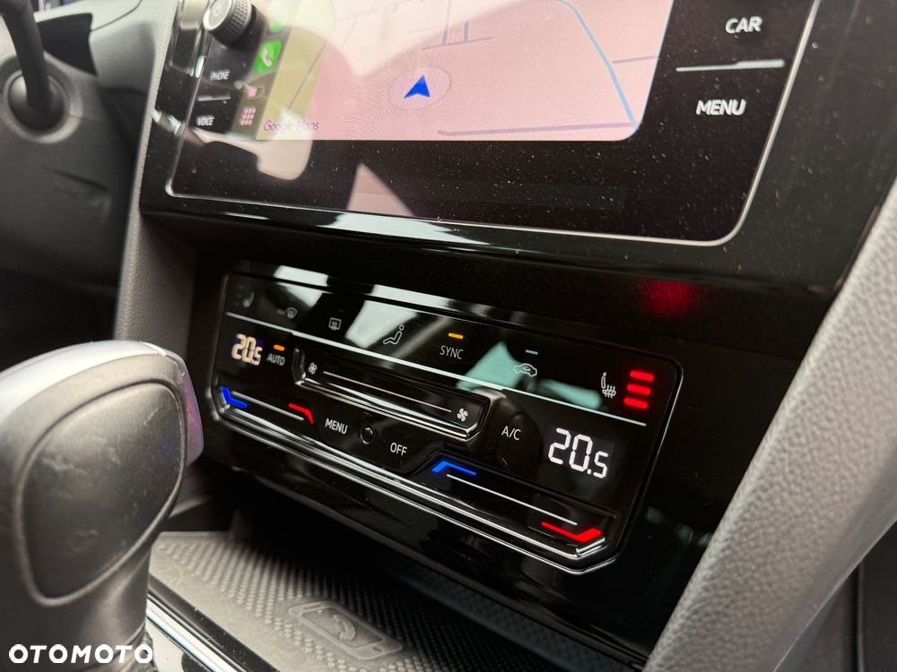 Volkswagen Passat - 15