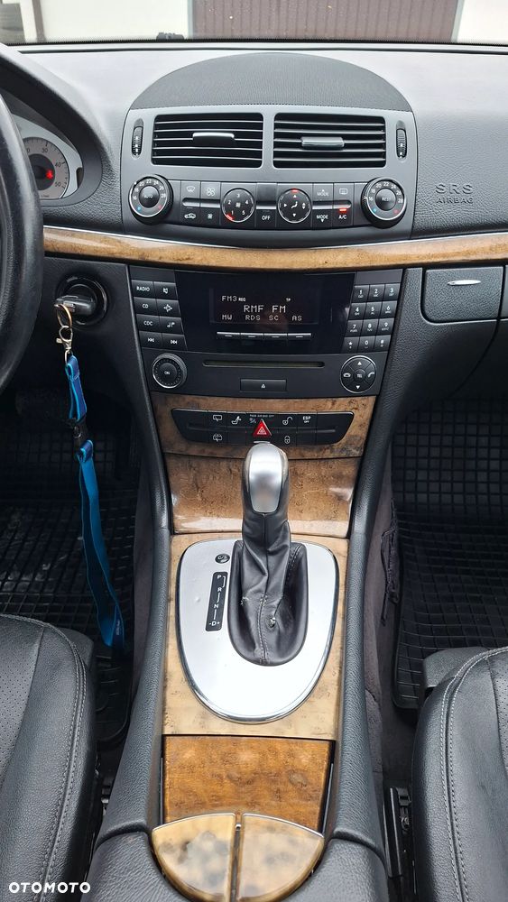 Mercedes-Benz Klasa E 280 CDI 4-Matic Avantgarde - 11