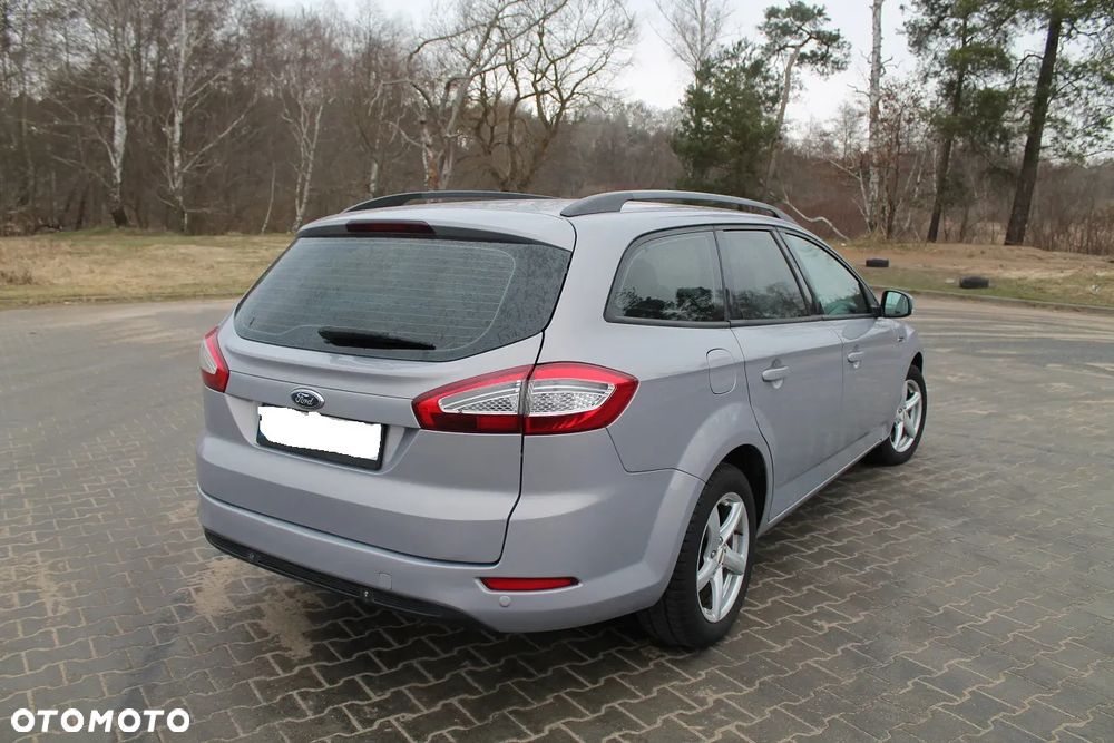 Ford Mondeo SW 2.0 TDCi Titanium - 4