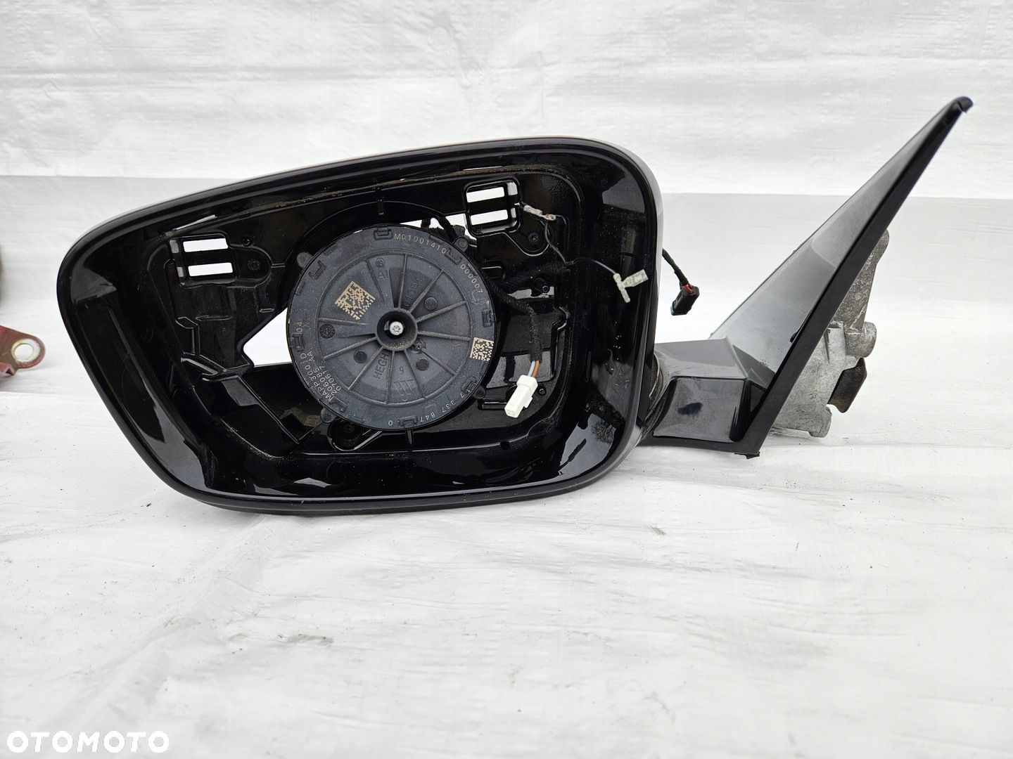 LUSTERKO BMW G30 G31 F0184101U66B LEWE 5 pin - 1