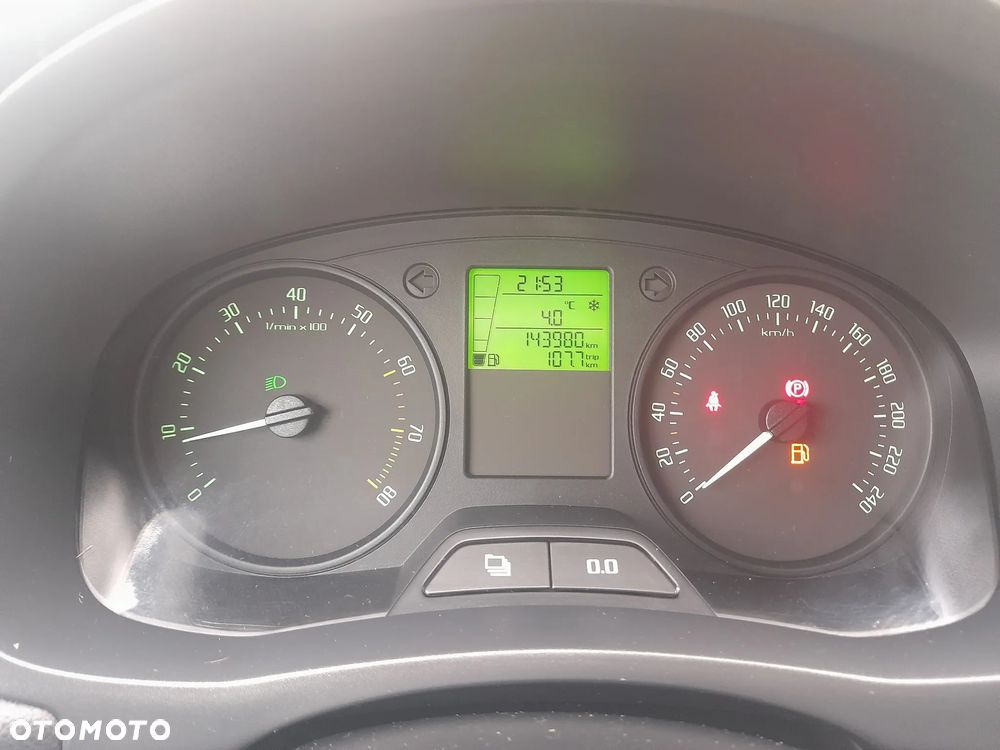 Skoda Fabia 1.2 HTP Elegance - 16