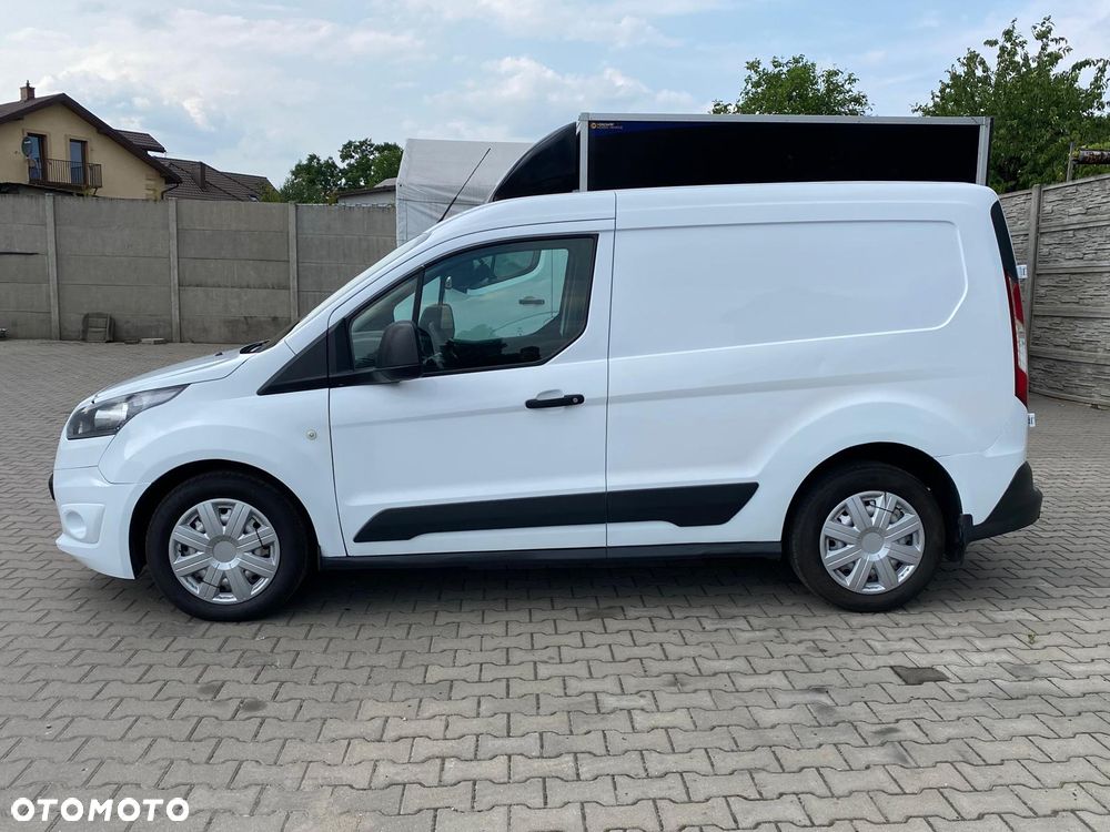 Ford CONNECT - 8