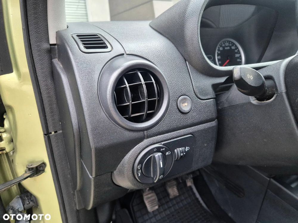 Ford Fusion 1.4 Ambiente - 20